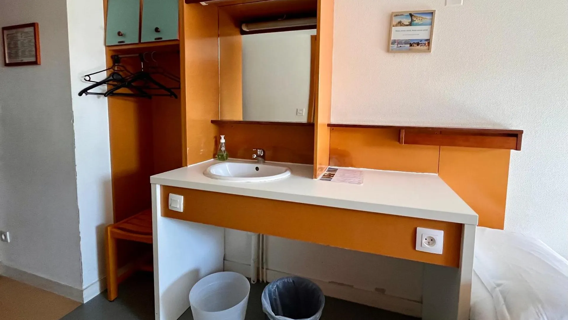 Auberge De Jeunesse Hi Cancale Frankreich