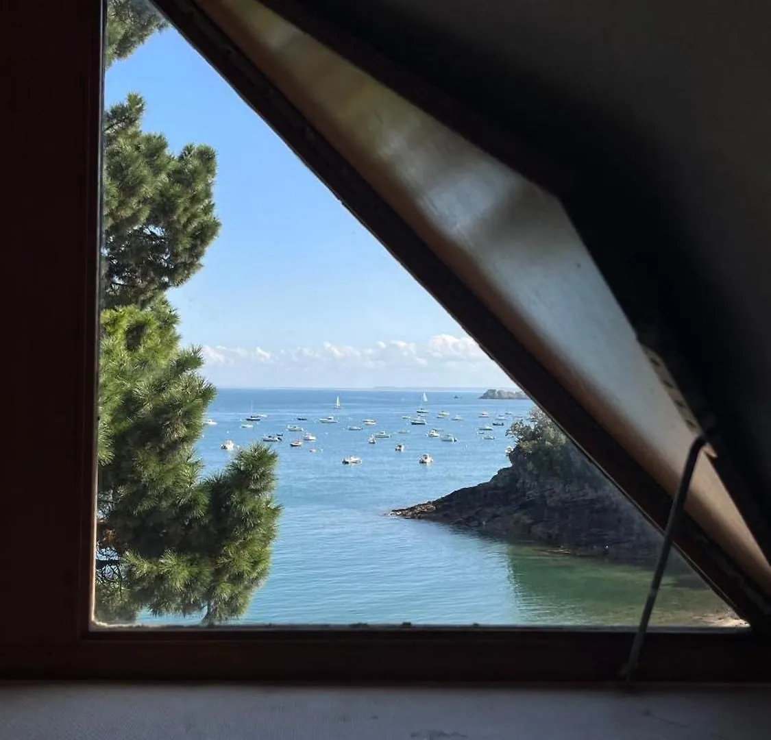 Ostello Auberge De Jeunesse Hi Cancale
